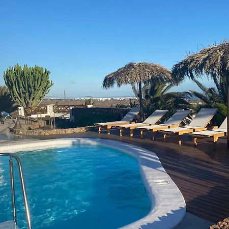 Finca Vista Horizonte - Luxuriously Equipped With Incredible Views Tías